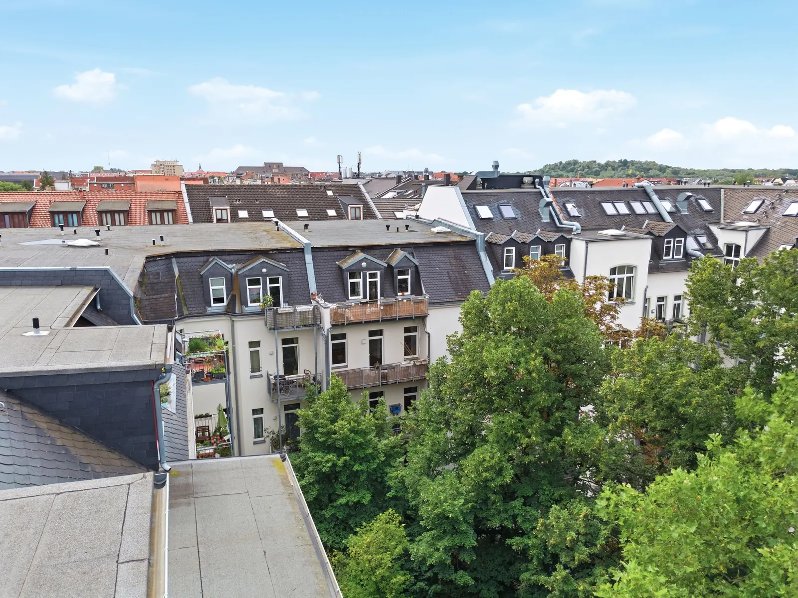 Blick auf Dach und Hofseite